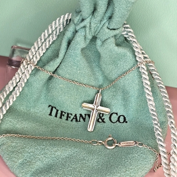 Tiffany & Co. Jewelry - ✝️ Tiffany & Co. Concave Cross Pendant Necklace Sterling Silver 925 ⛪️